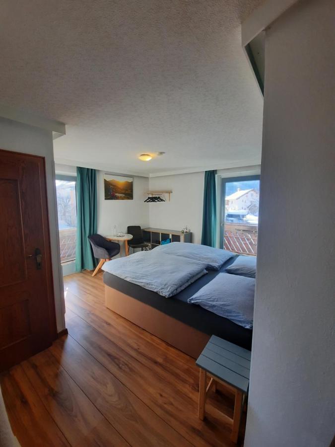 Haus Peter Bed and Breakfast Latschach ober dem Faakersee Εξωτερικό φωτογραφία