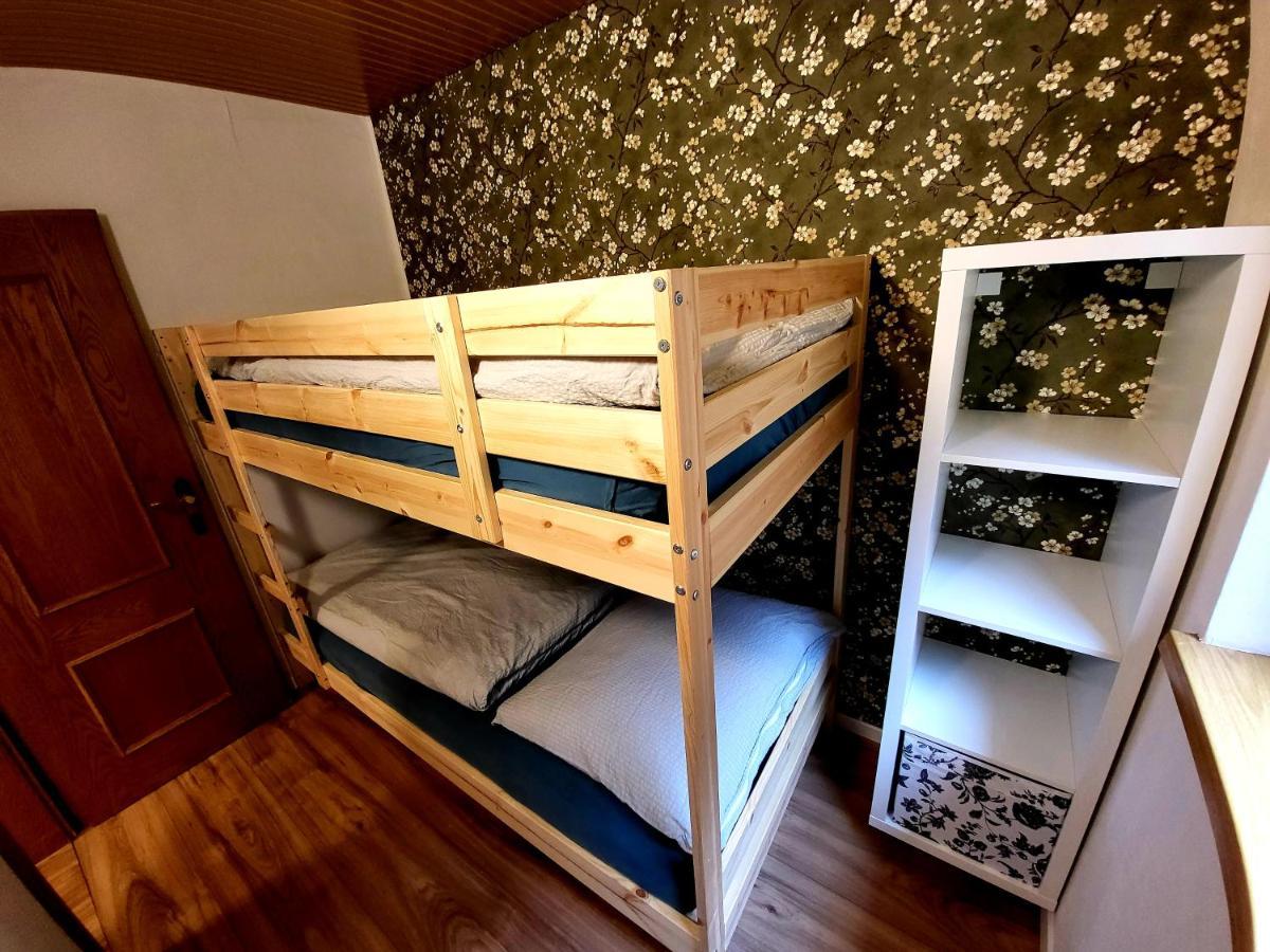 Haus Peter Bed and Breakfast Latschach ober dem Faakersee Εξωτερικό φωτογραφία
