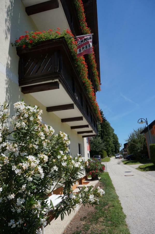 Haus Peter Bed and Breakfast Latschach ober dem Faakersee Εξωτερικό φωτογραφία